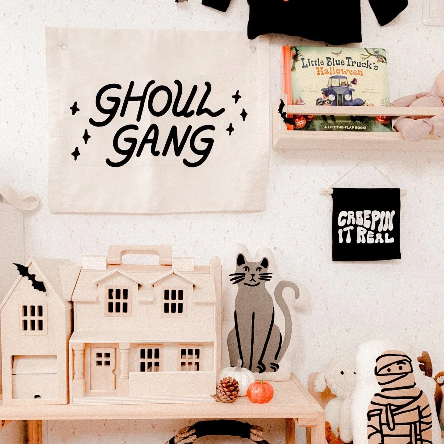 Creepin' it Real Hanging Sign