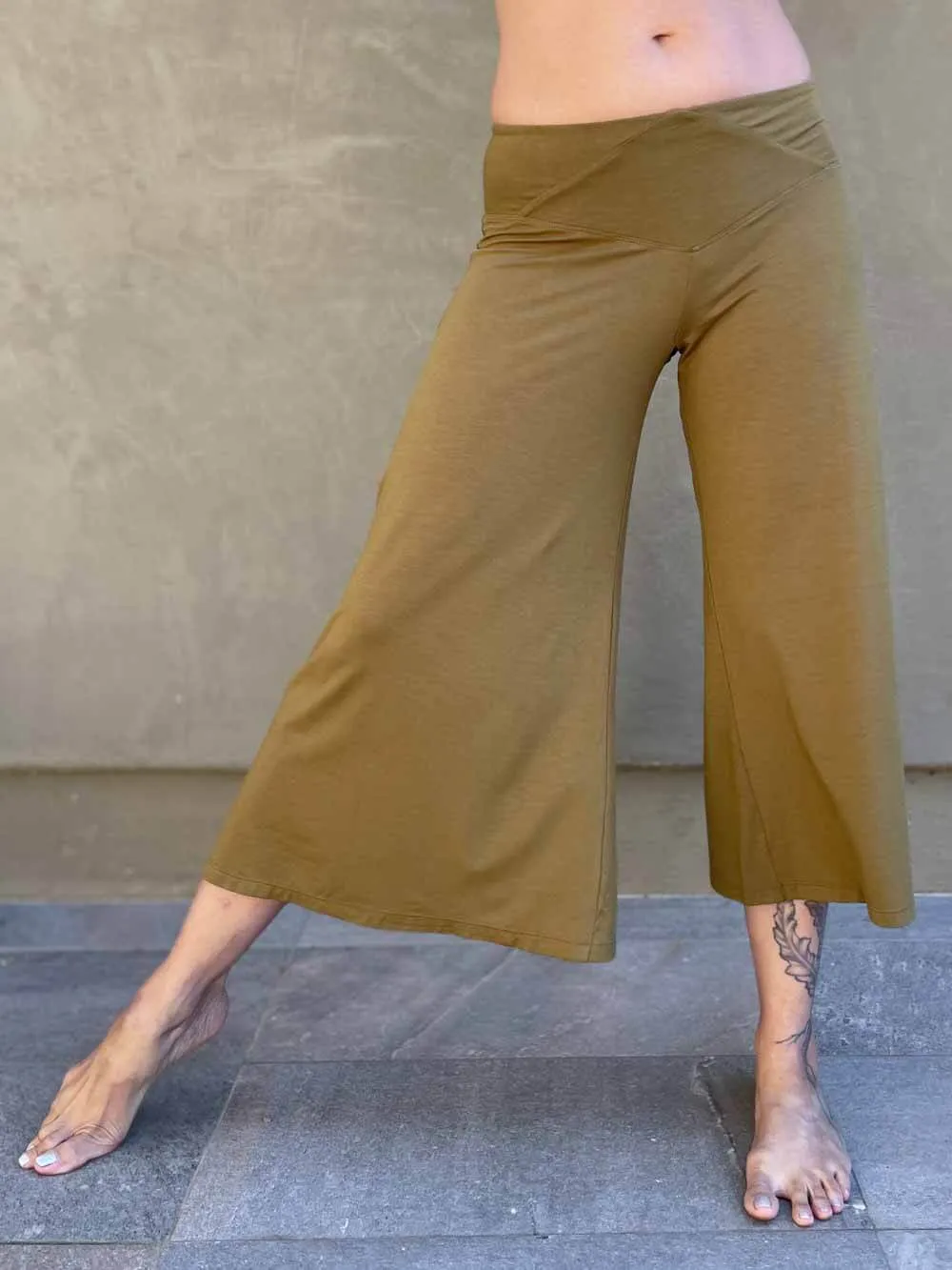 Cropped Flare Pants