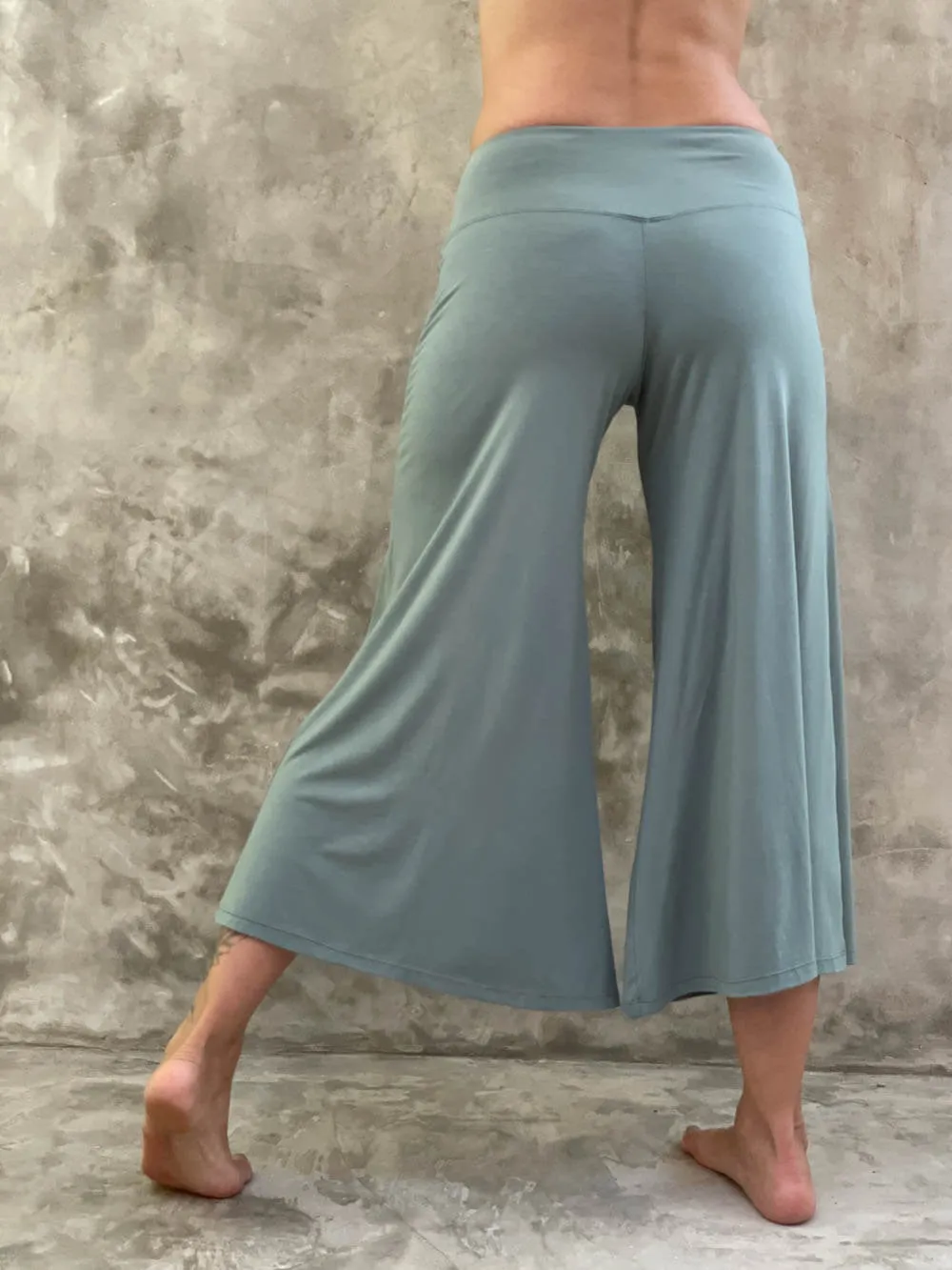 Cropped Flare Pants