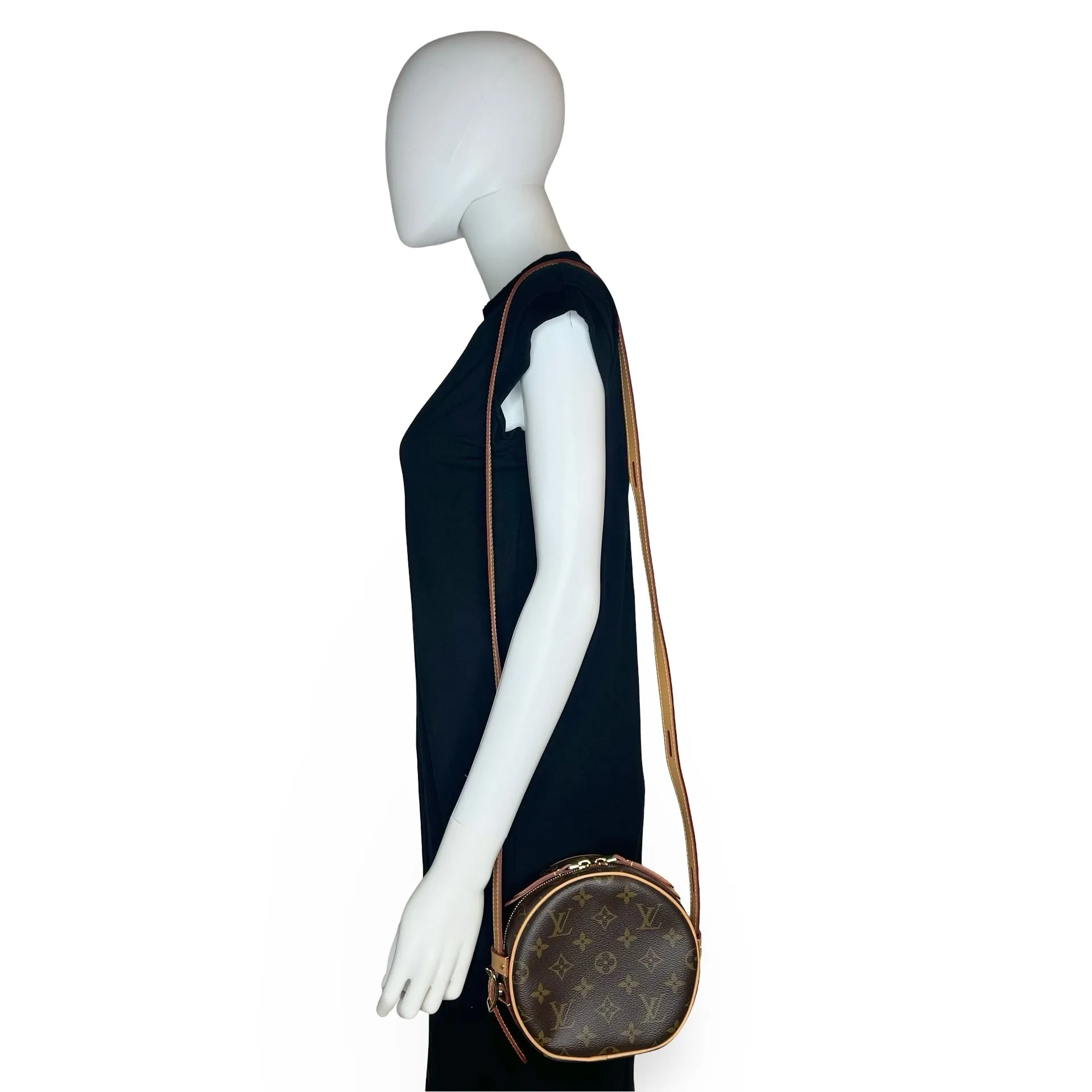 LOUIS VUITTON: Monogram Boite Chapeau Souple PM