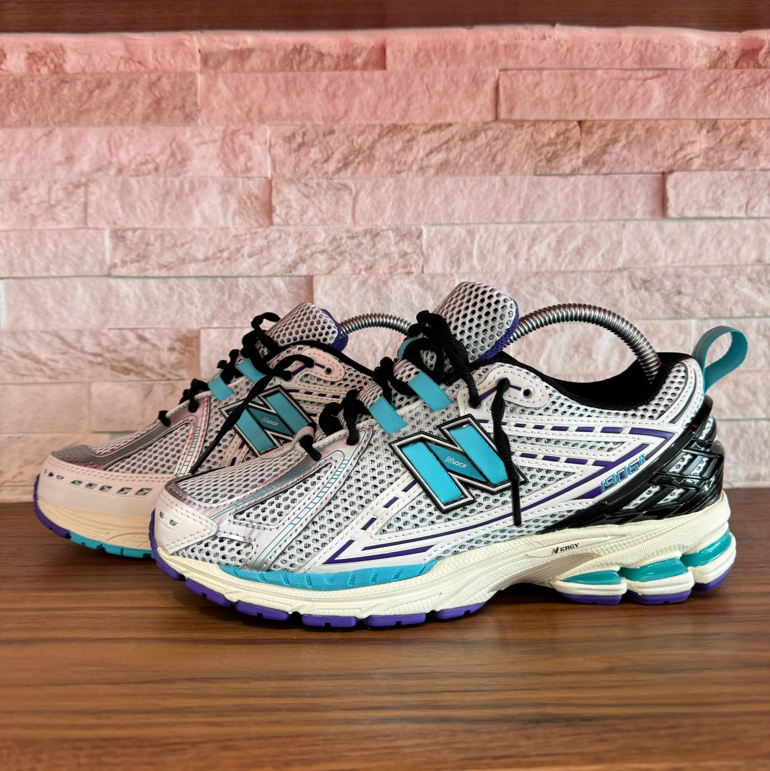 New Balance Men's M1906RV1 White Virtual Blue Prism Purple