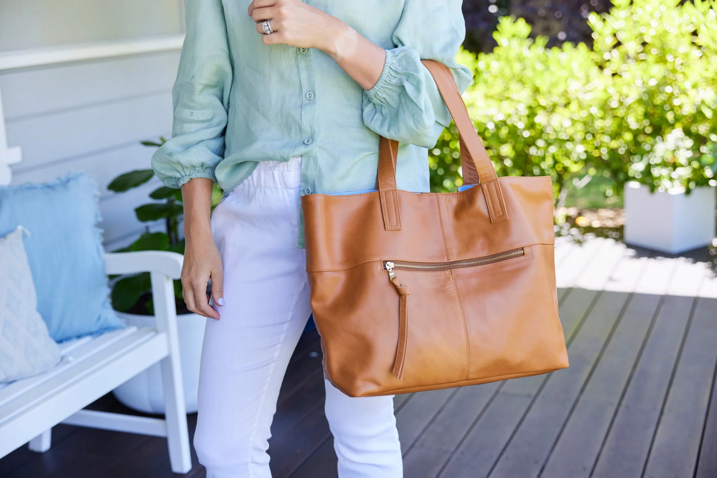 New York Caramel Leather Tote Bag