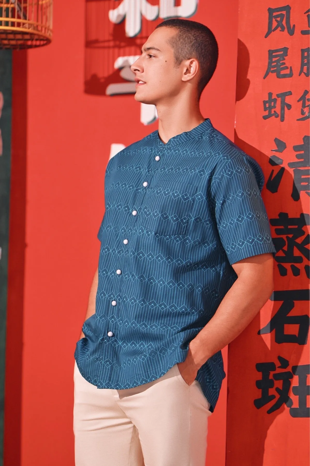 The Chinatown Men Mandarin Shirt - Supreme